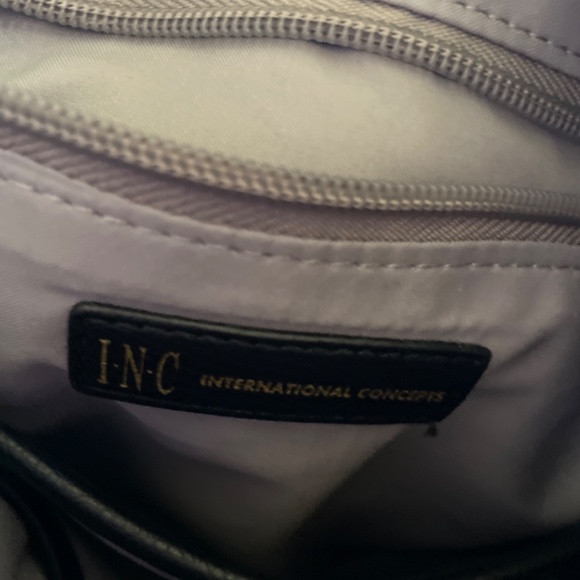 Backpack - Picture 4 of 4